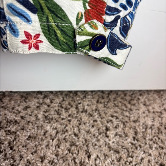 FARM Rio Sleeveless V-Neck Printed Jumpsuit in Blue, Green & Red - Picture 5 of 8